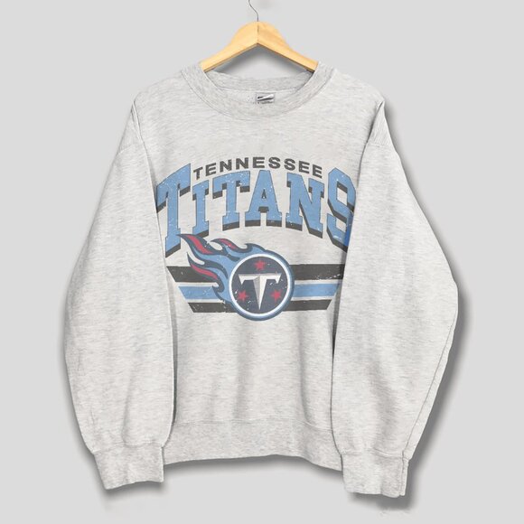 90s Vintage Tennessee Titans Football Sweatshirt, Retro Tennessee Titans NFL Tee - Picture 1 of 2